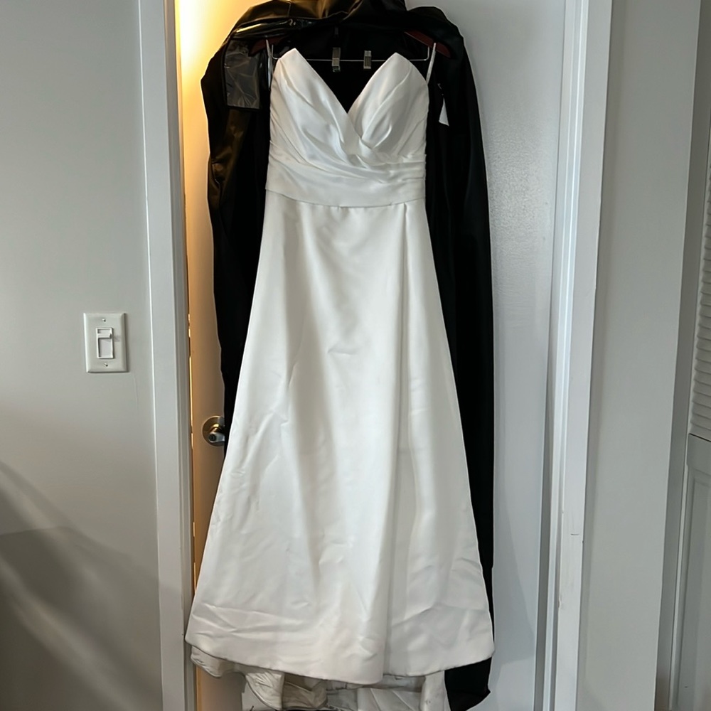 A line, sweetheart neckline beautiful fabric